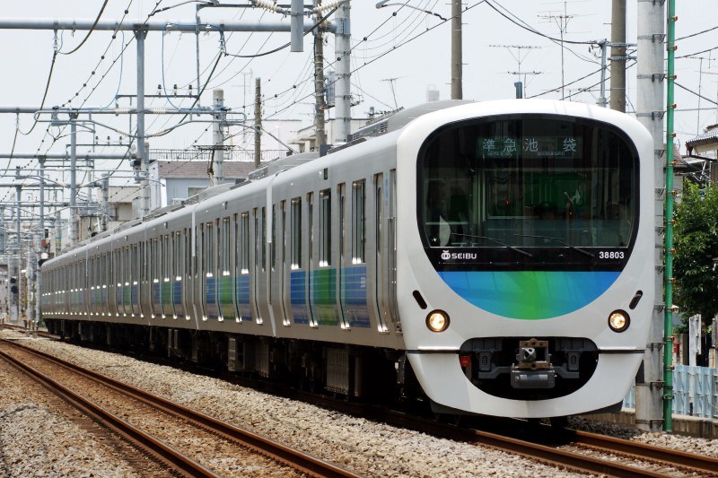 القطار الخفي في اليابان